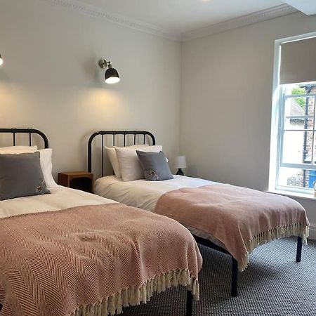 Lovely 2 Bedroom Apartment In מאץ' וונלוק מראה חיצוני תמונה
